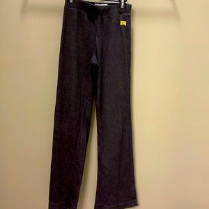 Giles XL, dark gray Nike pants